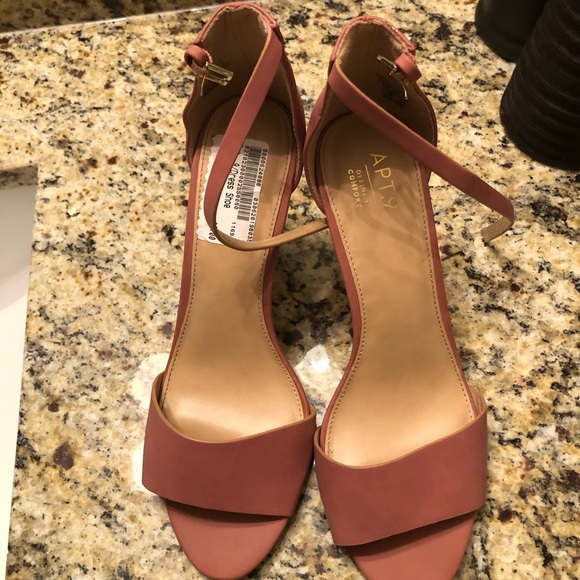 Open Toe Heels - Picture 2 of 2